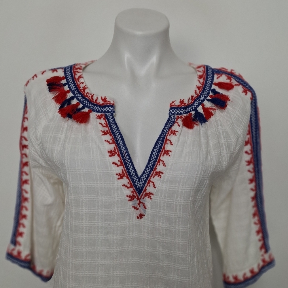 South Main White Embroidered 3/4 Sleeve V-Neck Bohemian Coastal Tunic Top Size S - Picture 2 of 15